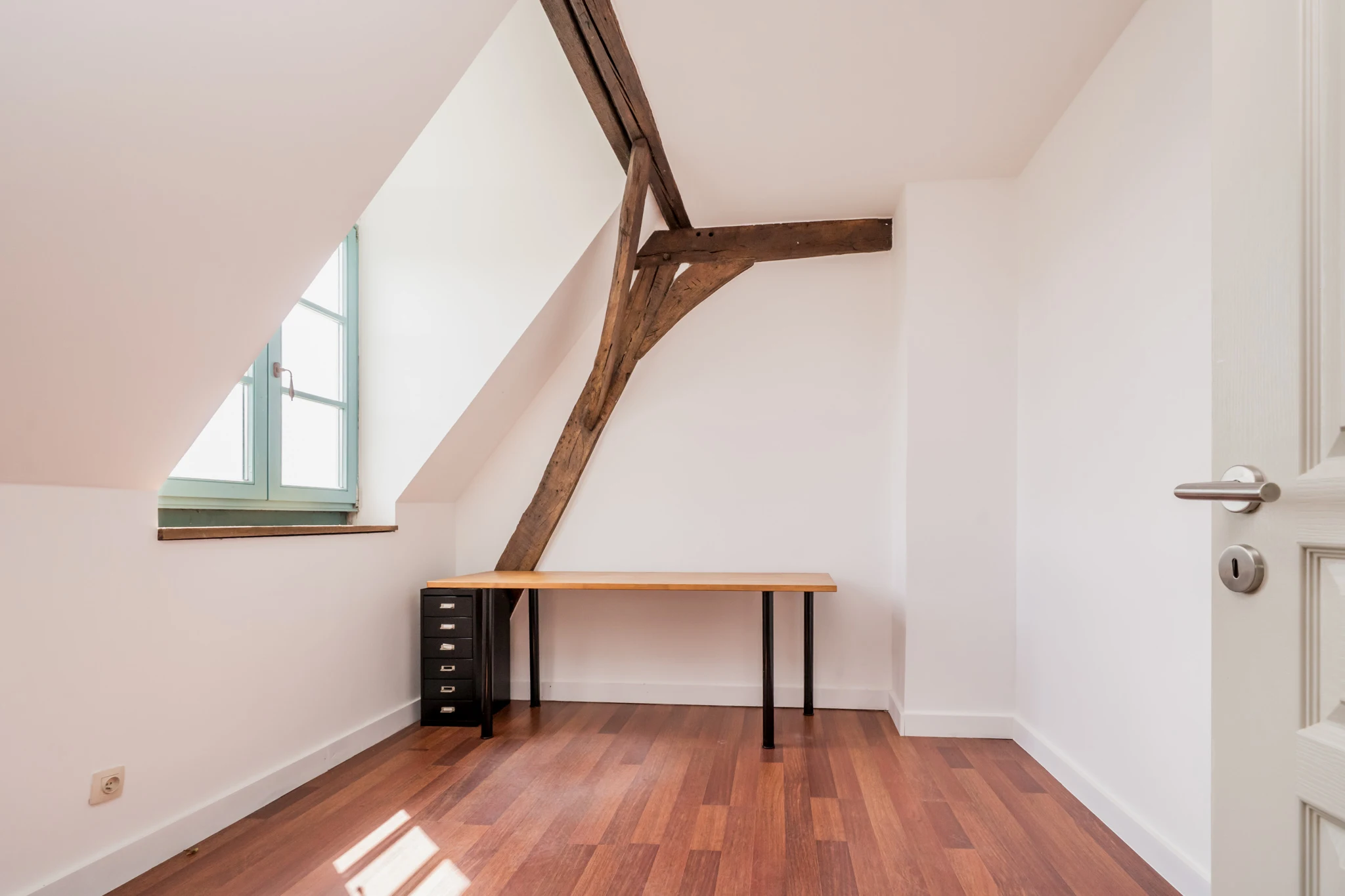 professionele schilder‑ en afwerkingsdiensten België – interieurproject